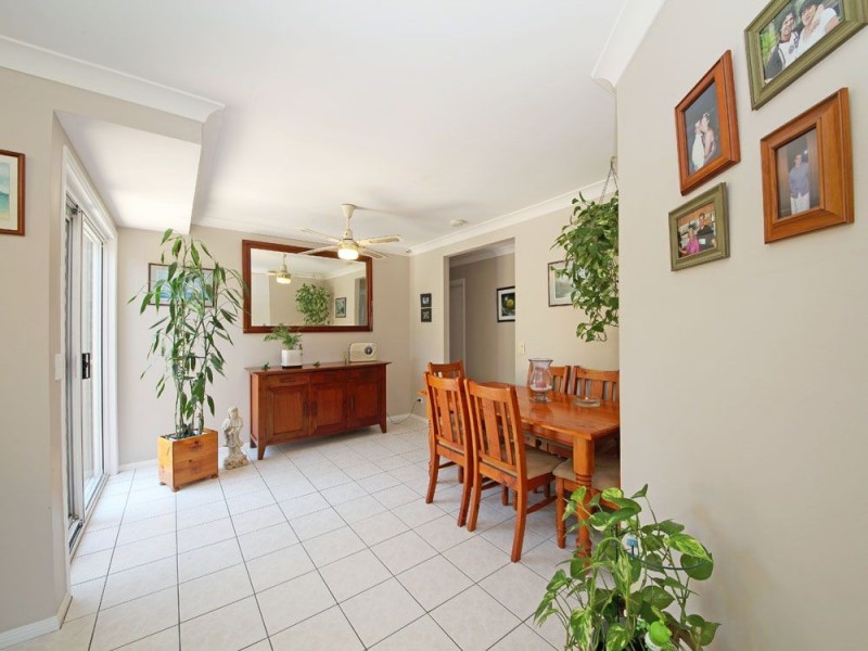 17 Kurrajong Drive, Warner QLD 4500