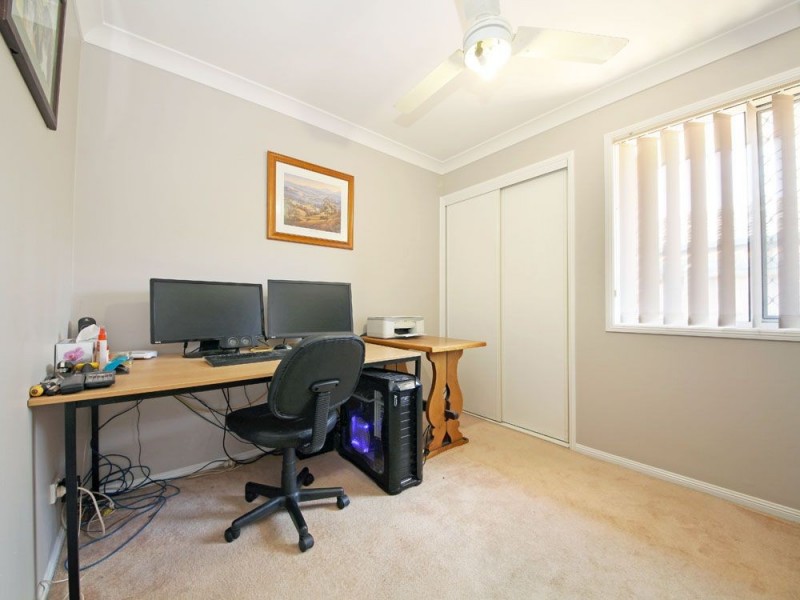17 Kurrajong Drive, Warner QLD 4500
