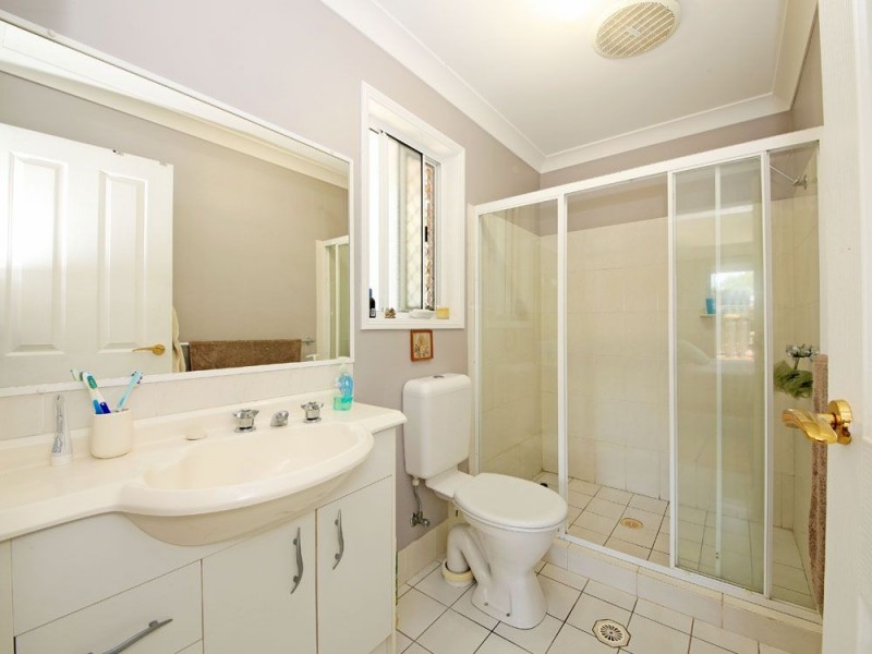 17 Kurrajong Drive, Warner QLD 4500