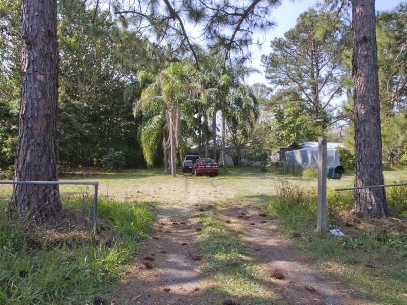 1 Emu Road, Elimbah QLD 4516