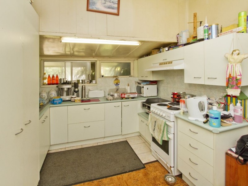 1 Emu Road, Elimbah QLD 4516