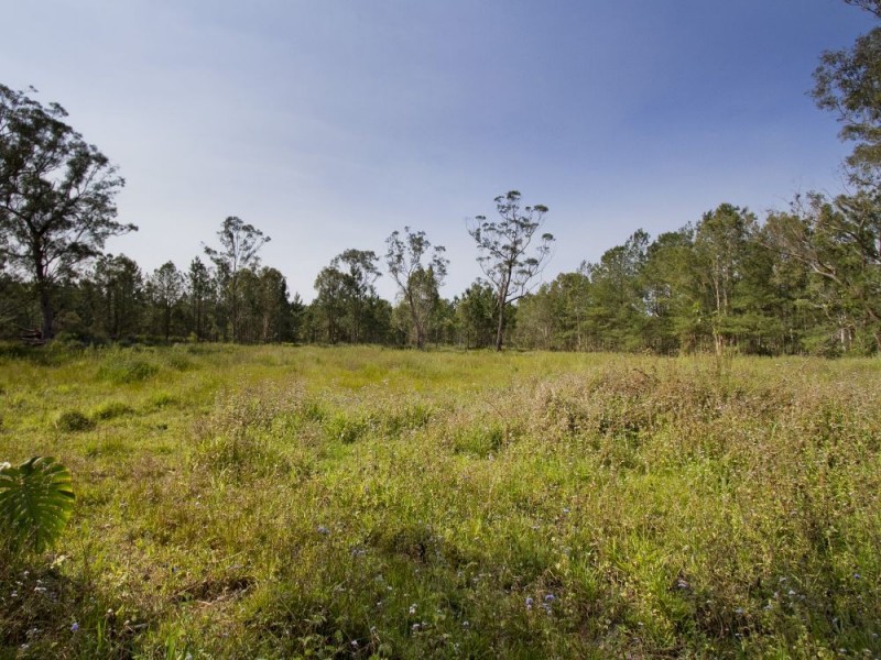 1 Emu Road, Elimbah QLD 4516
