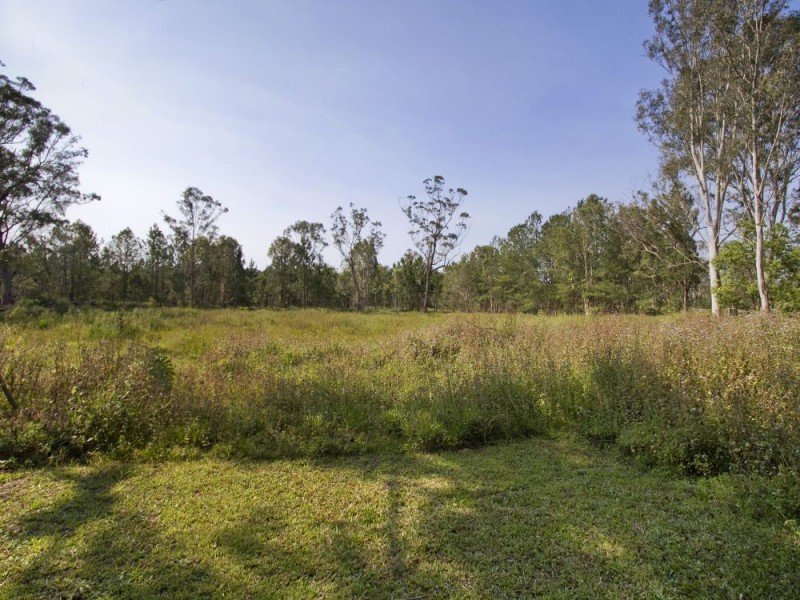1 Emu Road, Elimbah QLD 4516
