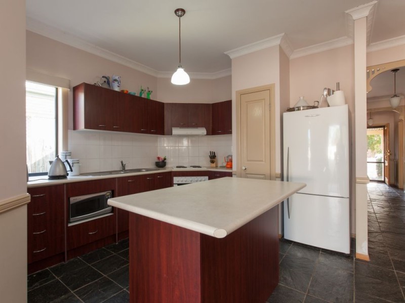 22 Randerson Street, Forest Lake QLD 4078