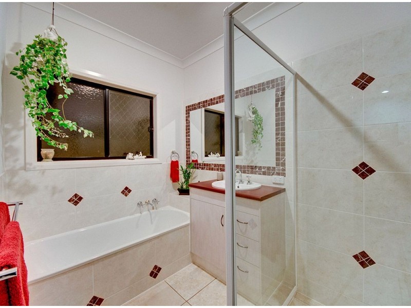 7 Lagoon Court, Murrumba Downs QLD 4503