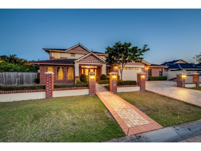 32 Riverside Terrace, Windaroo QLD 4207