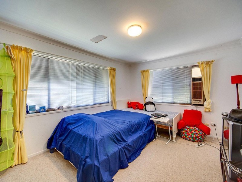 29 Mcginn Road, Ferny Grove QLD 4055
