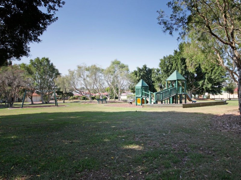 6 Waterdown Close, Taigum QLD 4018