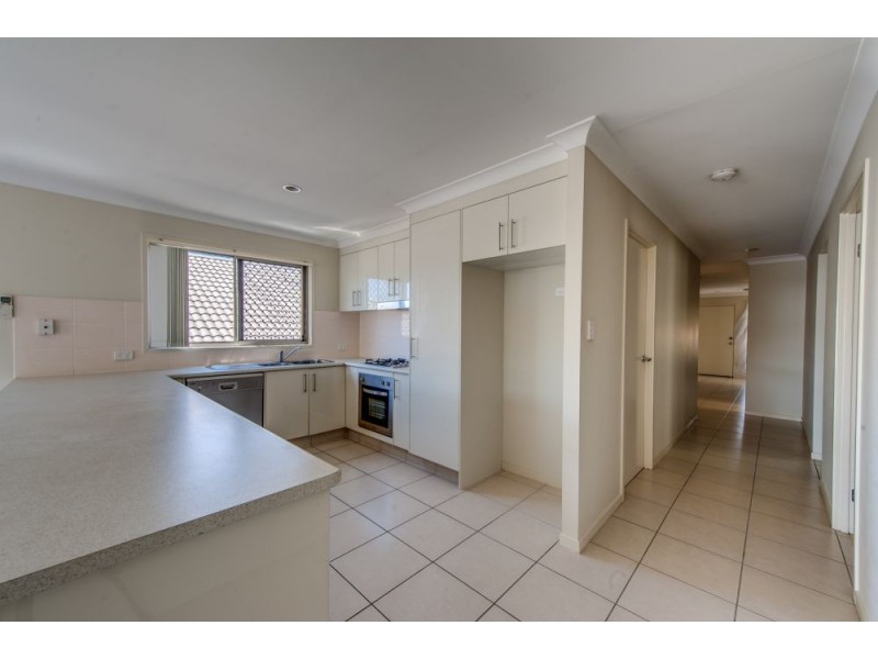 5 Esperance Crescent, Springfield Lakes QLD 4300