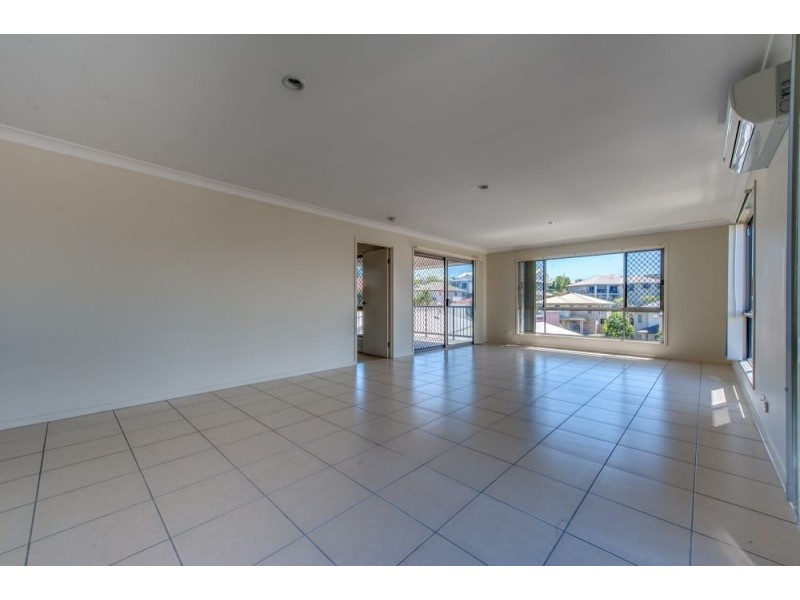 5 Esperance Crescent, Springfield Lakes QLD 4300