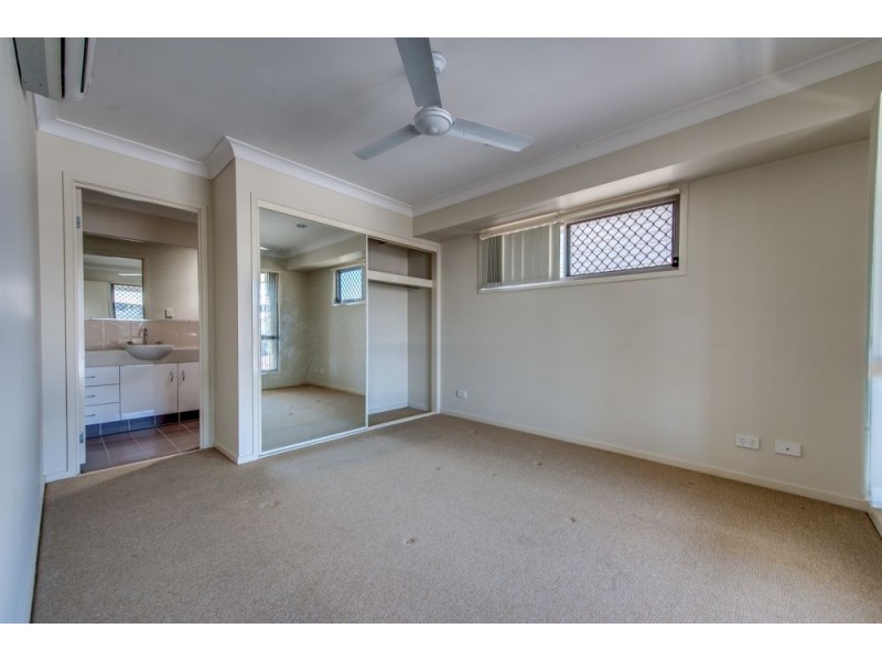 5 Esperance Crescent, Springfield Lakes QLD 4300