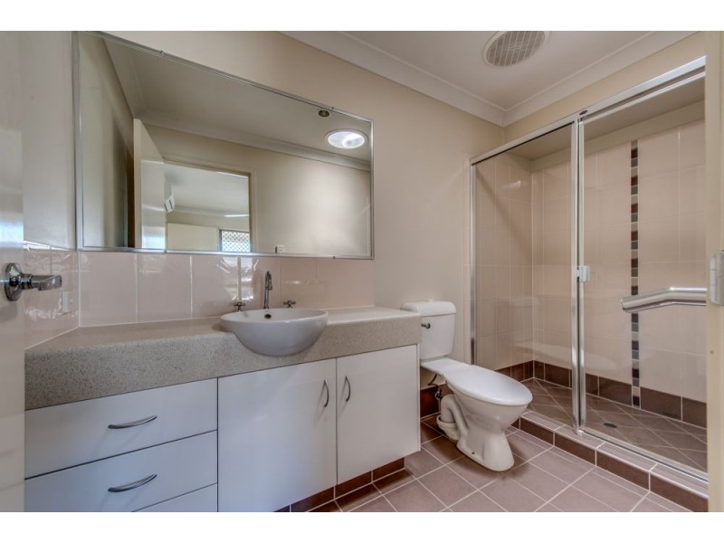 5 Esperance Crescent, Springfield Lakes QLD 4300