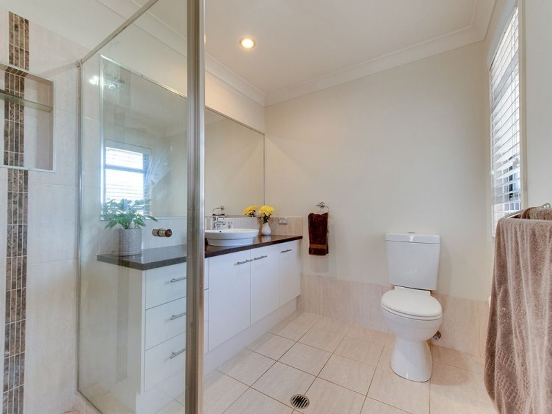 221 Queens Parade, Brighton QLD 4017