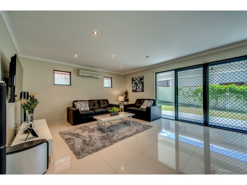 29 Speckled Circuit, Springfield Lakes QLD 4300