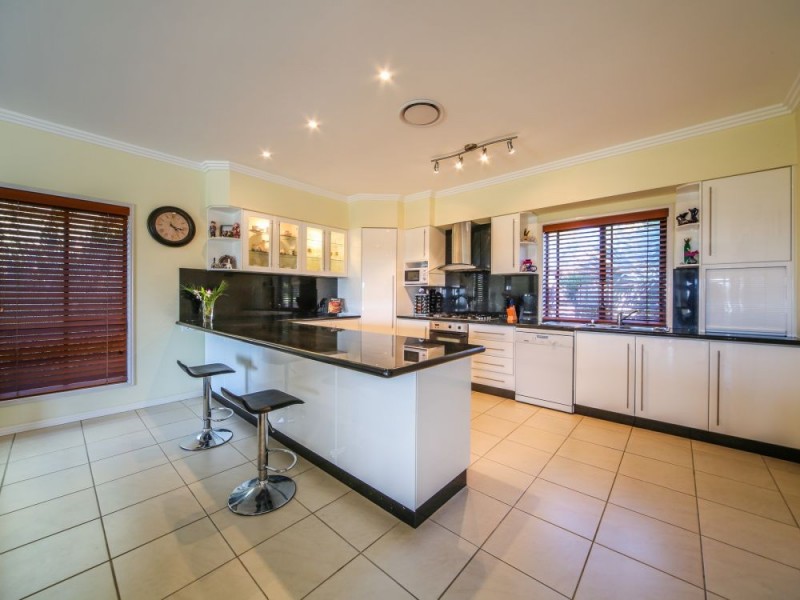 51 Opperman Drive, Ormeau QLD 4208