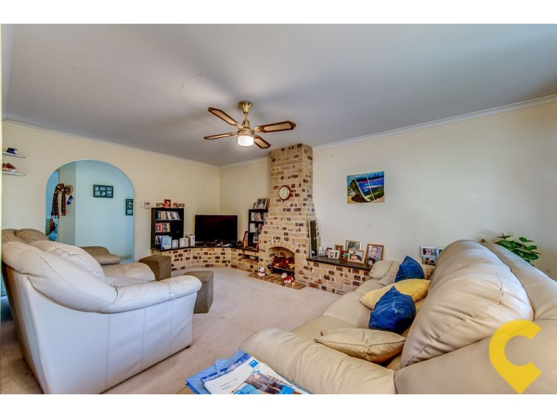 8 W G Hayden Drive, Collingwood Park QLD 4301