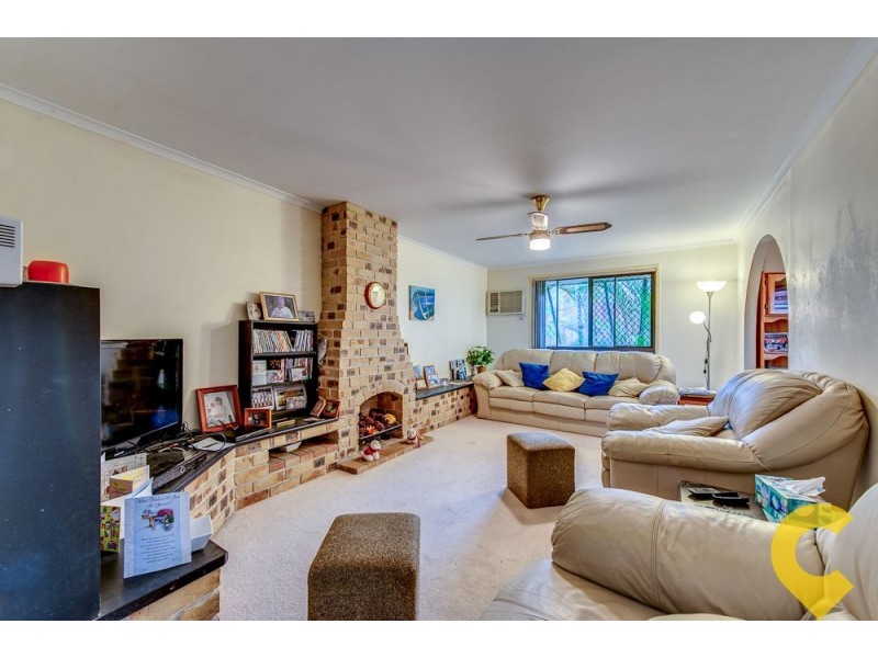 8 W G Hayden Drive, Collingwood Park QLD 4301