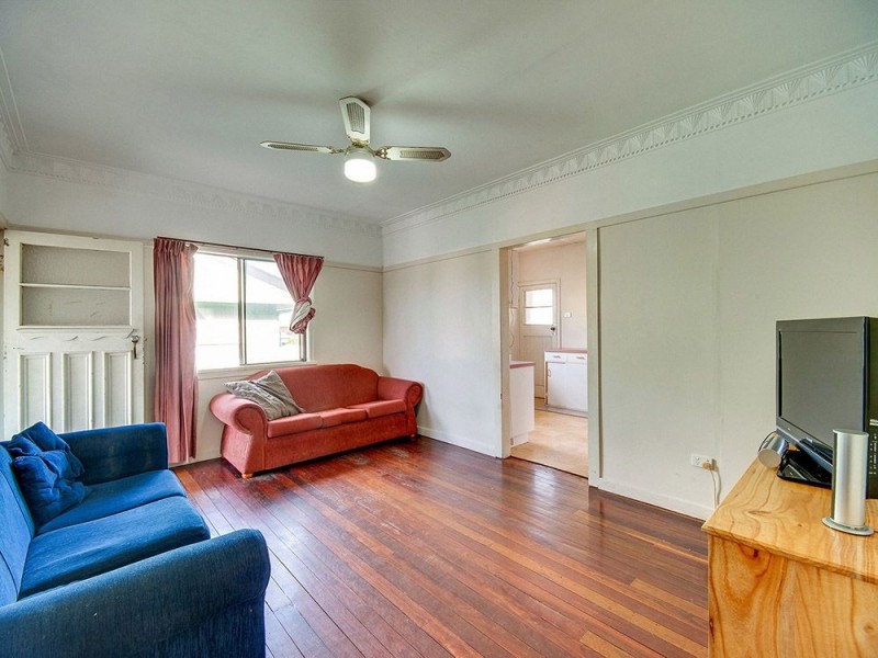 15 Crescent Way, Hendra QLD 4011