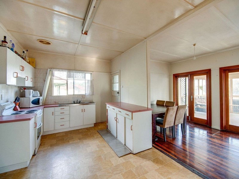 15 Crescent Way, Hendra QLD 4011