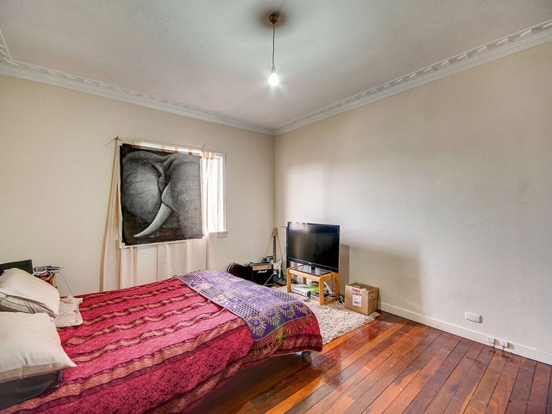 15 Crescent Way, Hendra QLD 4011