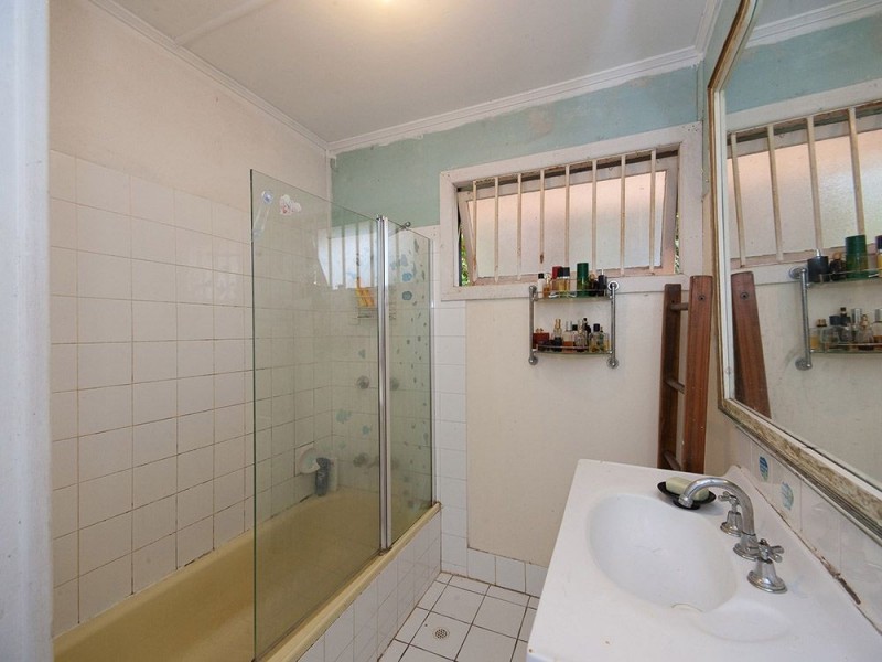 2311 Sandgate Rd, Boondall QLD 4034