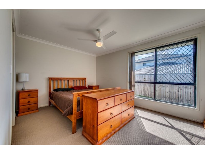 12 Acacia Street, Heathwood QLD 4110