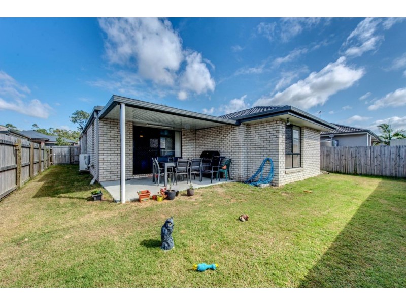 12 Acacia Street, Heathwood QLD 4110