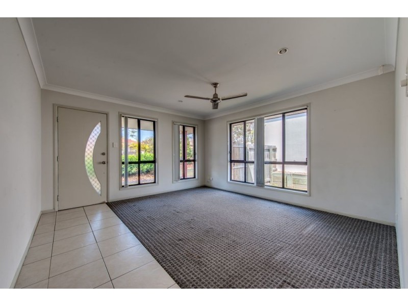 84 Snowy River Circuit, Forest Lake QLD 4078