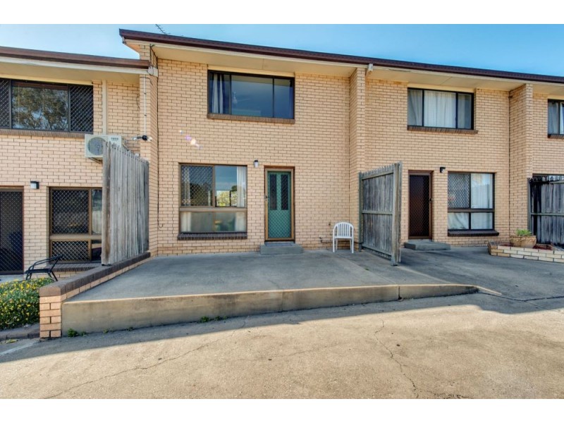 4/7 Blackwood Rd, Woodridge QLD 4114