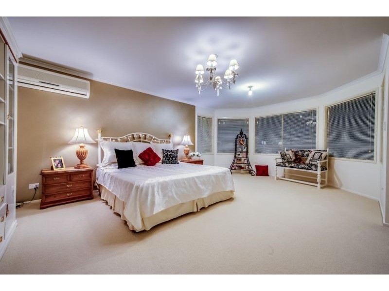 31 Kalbarri Street, Parkinson QLD 4115