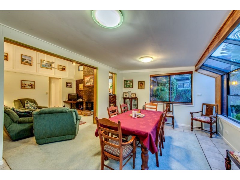 18 Worrell Street, Macgregor QLD 4109