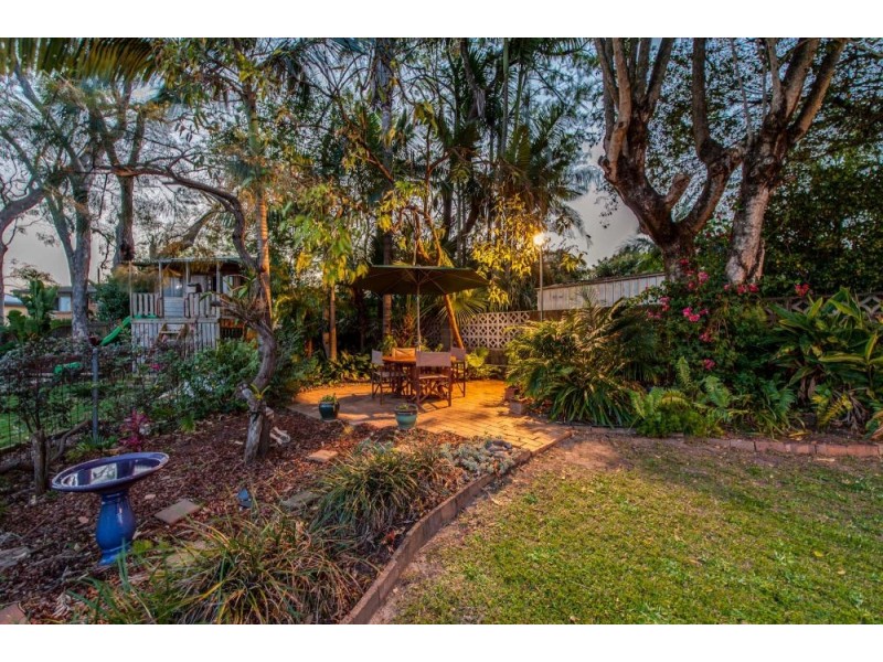 18 Worrell Street, Macgregor QLD 4109