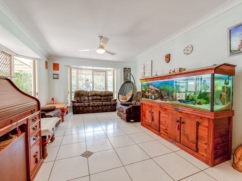 83 Allison Drive, Kallangur QLD 4503