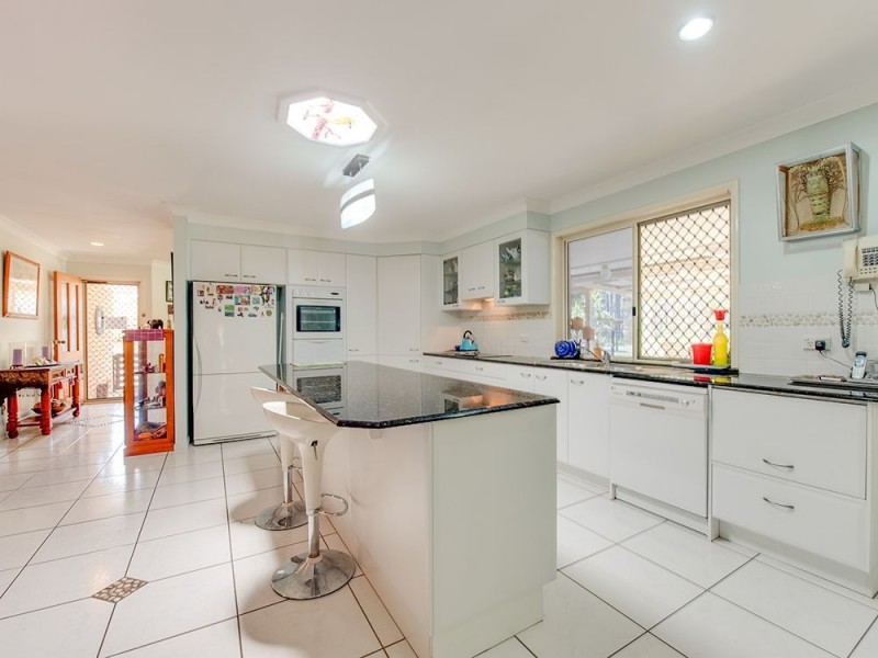 83 Allison Drive, Kallangur QLD 4503