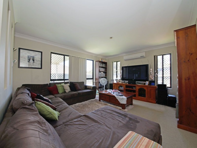 28 Aretha Lane, Narangba QLD 4504