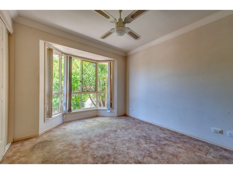 6 Chiswick Place, Forest Lake QLD 4078