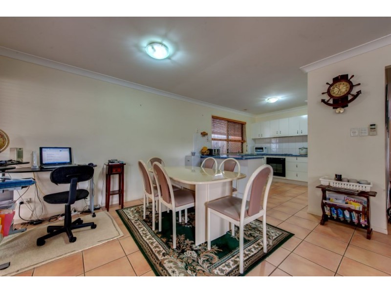 11 Grasstree Place, Forest Lake QLD 4078