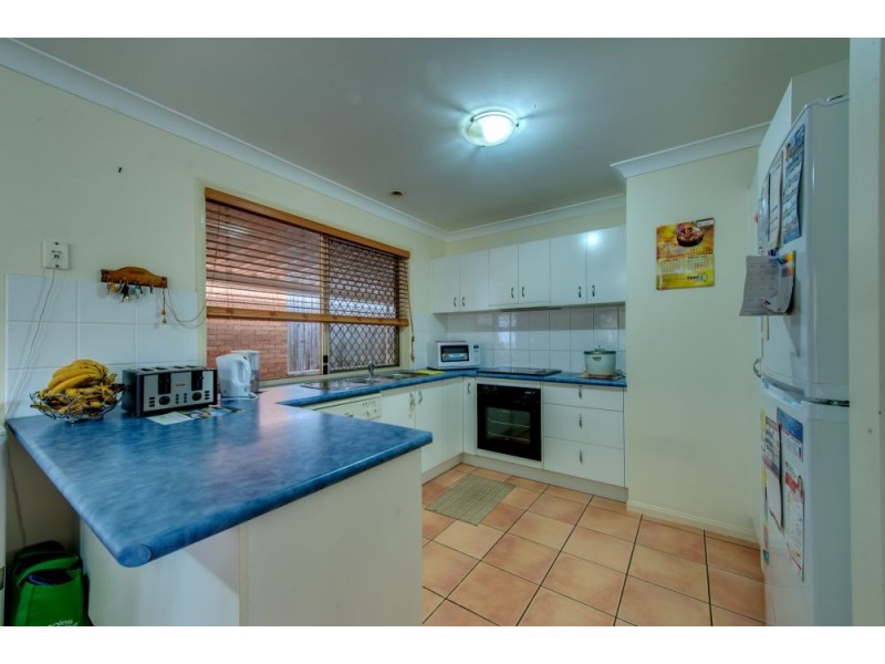 11 Grasstree Place, Forest Lake QLD 4078