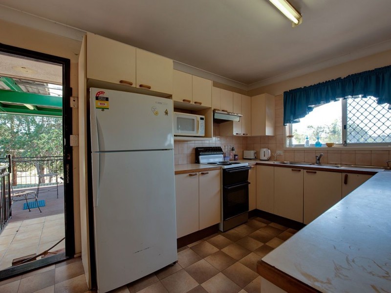 33 Horizon Drive, Jamboree Heights QLD 4074