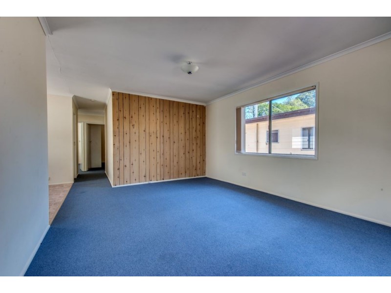 13 John Street, Bundamba QLD 4304