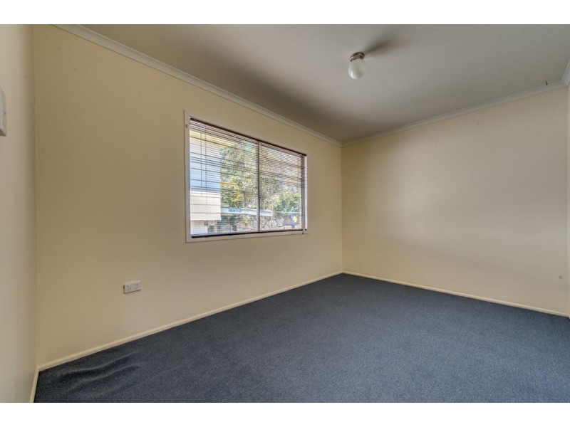 13 John Street, Bundamba QLD 4304
