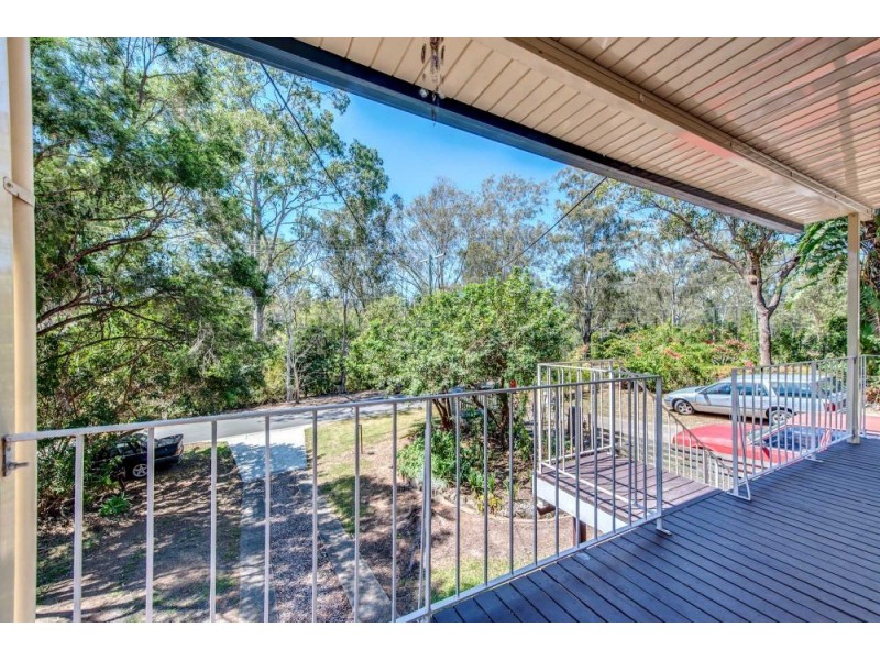 13 John Street, Bundamba QLD 4304