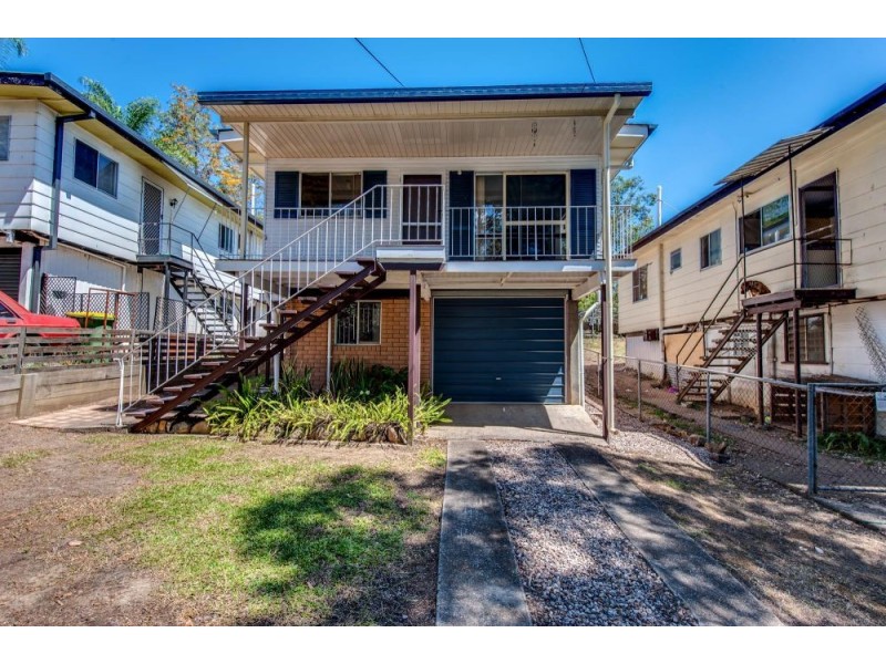 13 John Street, Bundamba QLD 4304