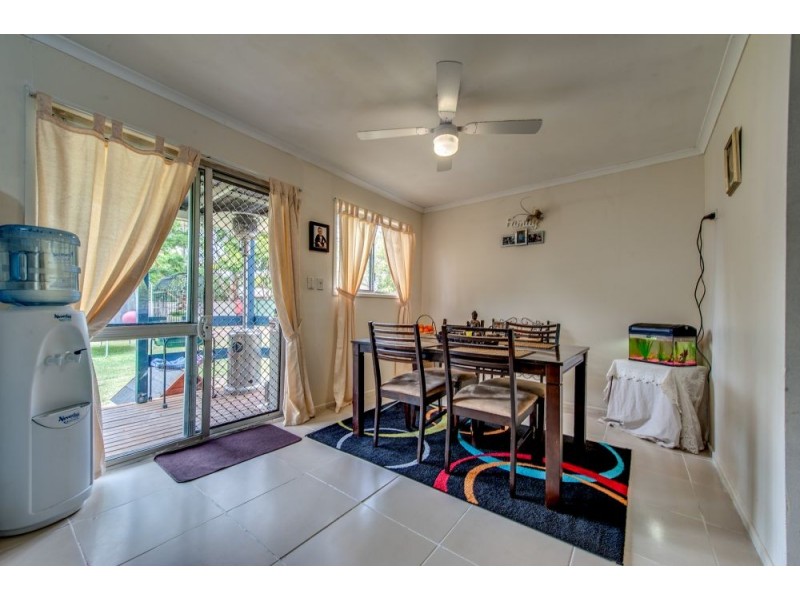 111 Station Rd, Loganlea QLD 4131