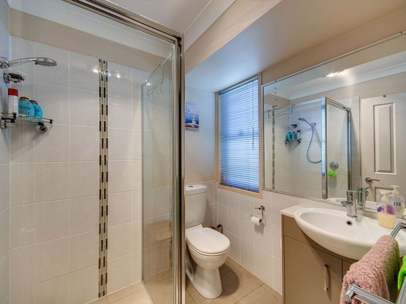 47 Braeside Road, Bundamba QLD 4304