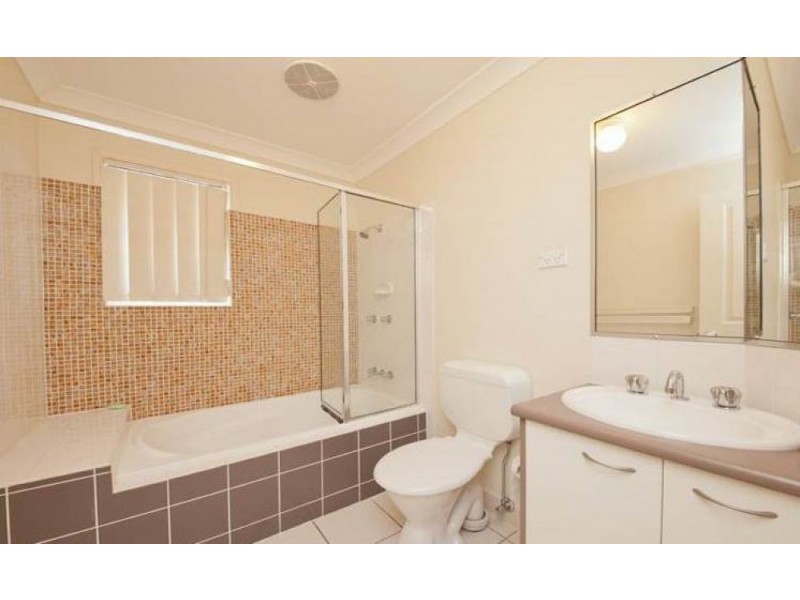 6/210 Government Road, Forest Lake QLD 4078