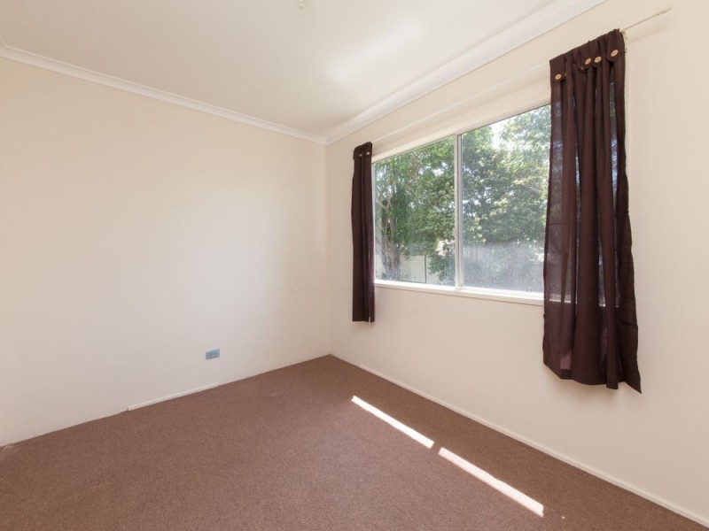 36 Maple St, Kingston QLD 4114