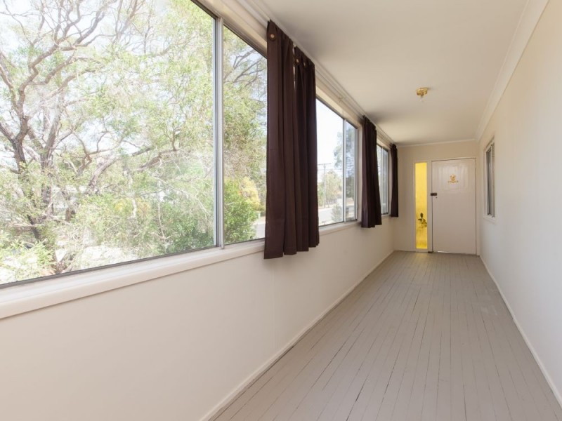 36 Maple St, Kingston QLD 4114