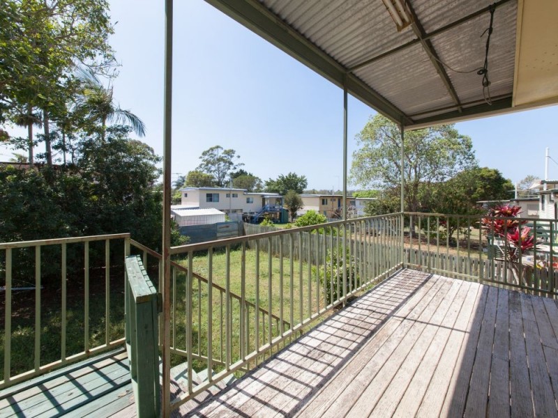 36 Maple St, Kingston QLD 4114