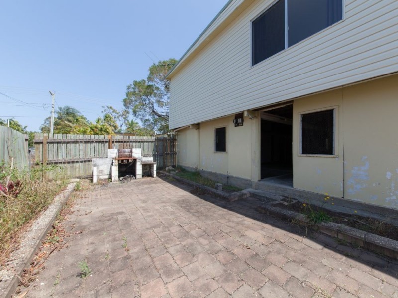 36 Maple St, Kingston QLD 4114